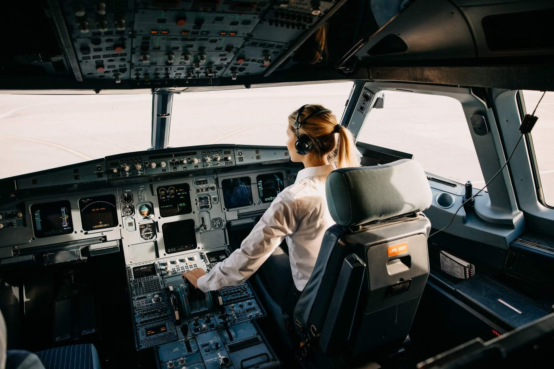 eye tracker for pilot training